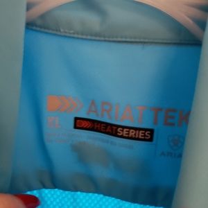 Mens xl ariat heat series shirt